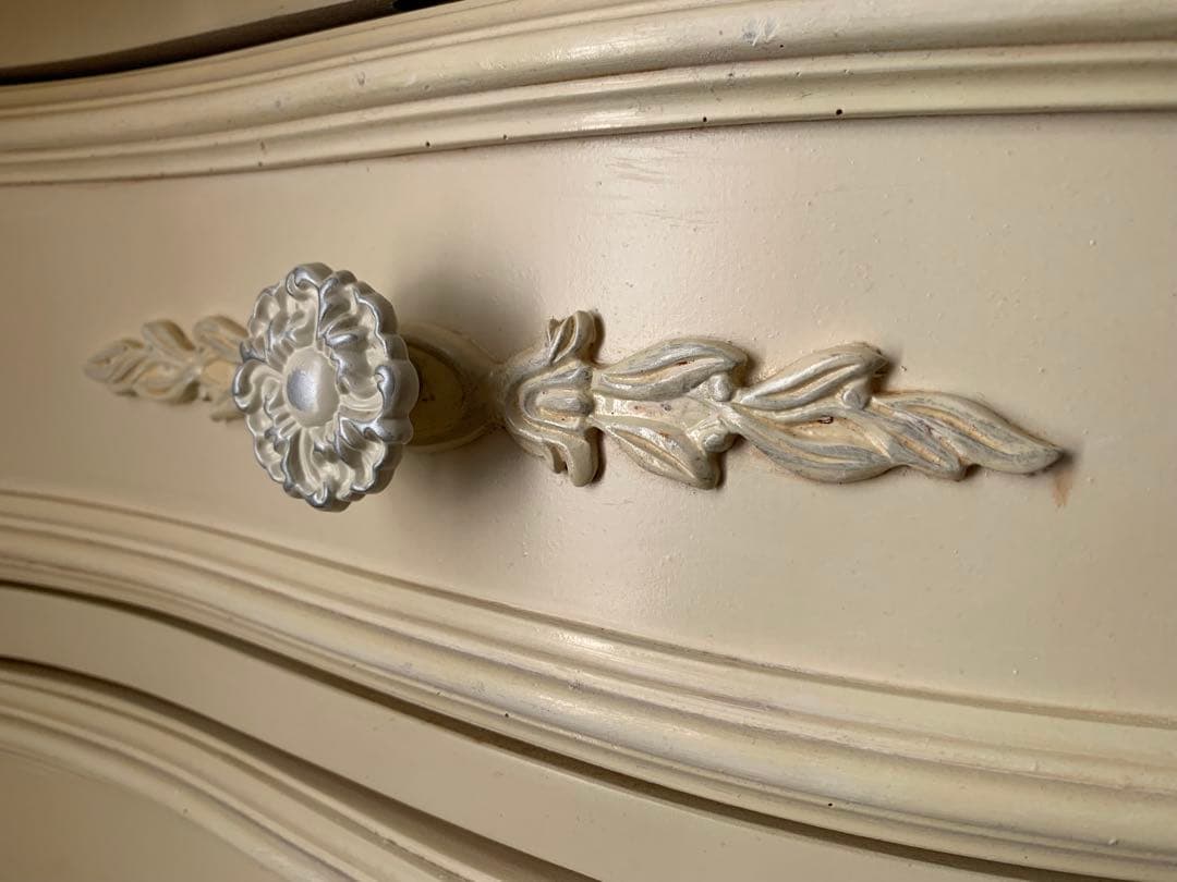 ジェシカ マクリントック　ホワイト　チェスト　白　輸入　家具　タンス