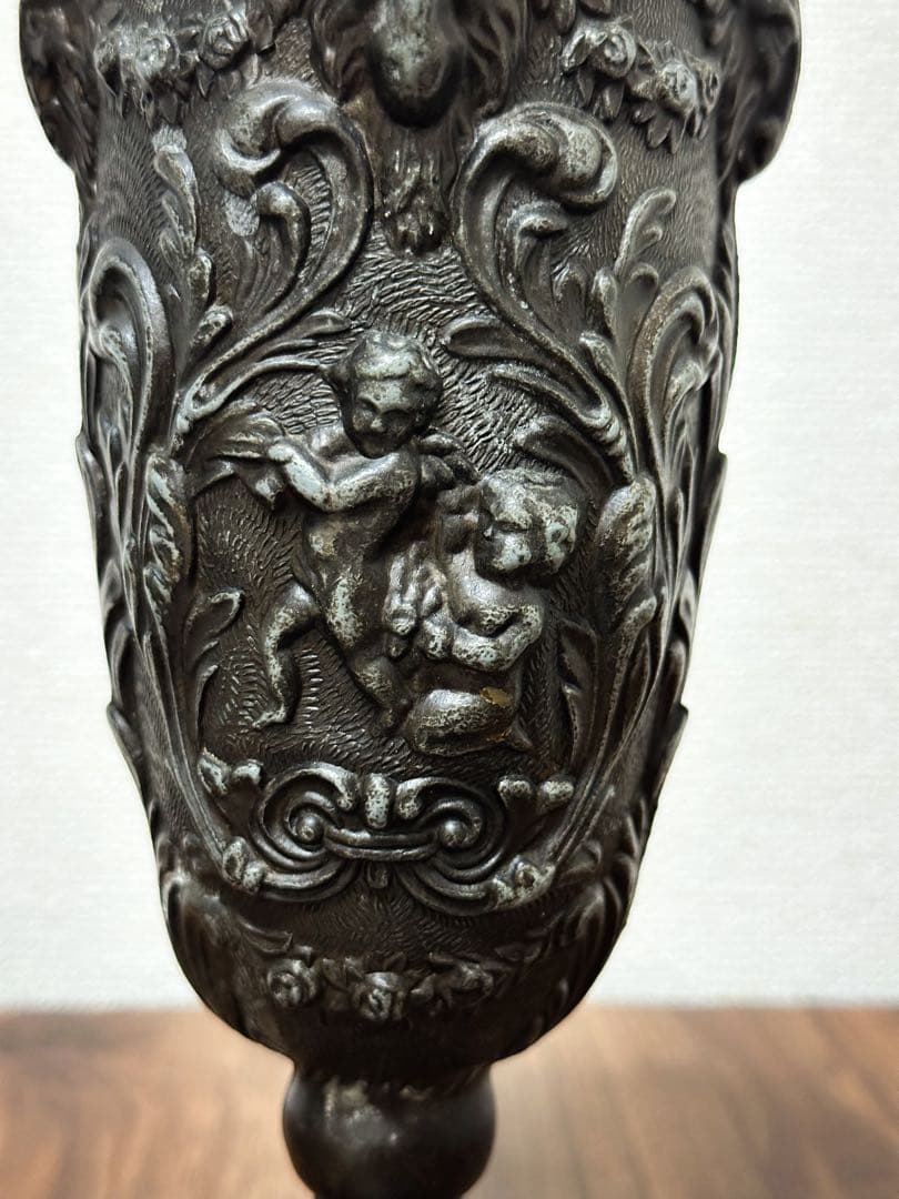 アンティーク　鉄製　花瓶