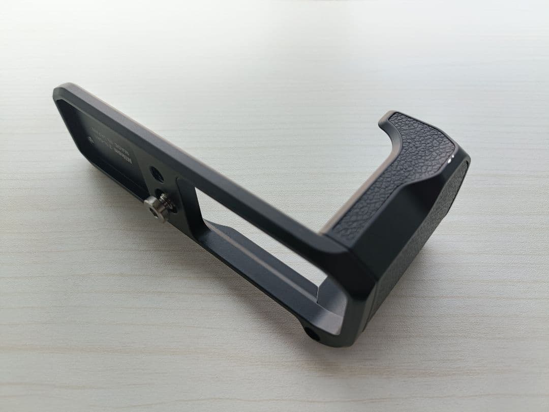 山*田様 Nikon Zfc 28mm f/2.8 キット(訳あり)＋グリップ、