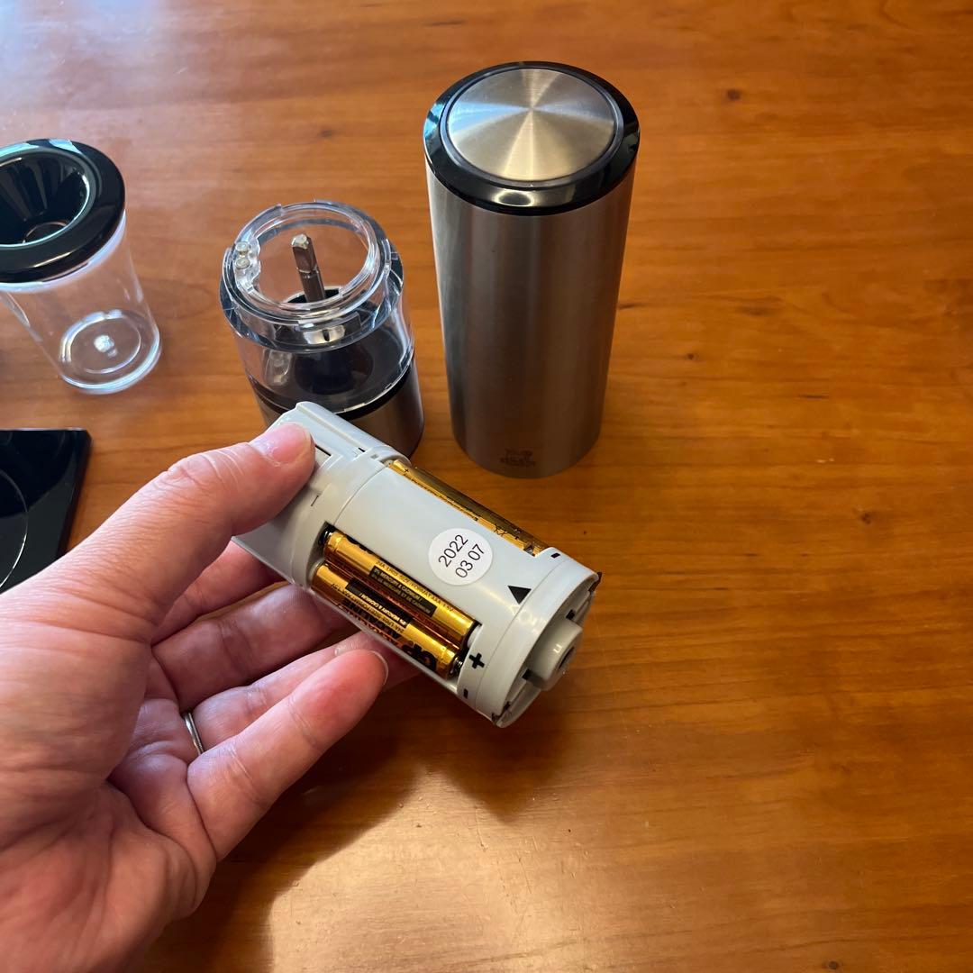 プジョー 電動ミル 本体2つ＋トレイ＋ミルスケール2つのセット、箱と取説なし