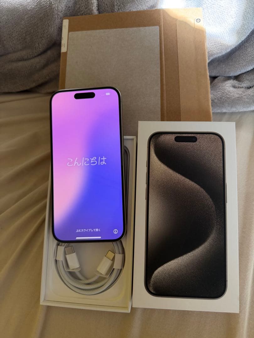 SIMフリー　修理歴無し　Apple iPhone15Pro 256GB