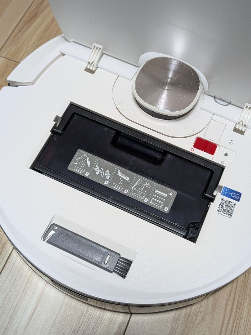 DEEBOT OZMO T8+ ロボット掃除機 本体　ゴミ収集スタンド付き