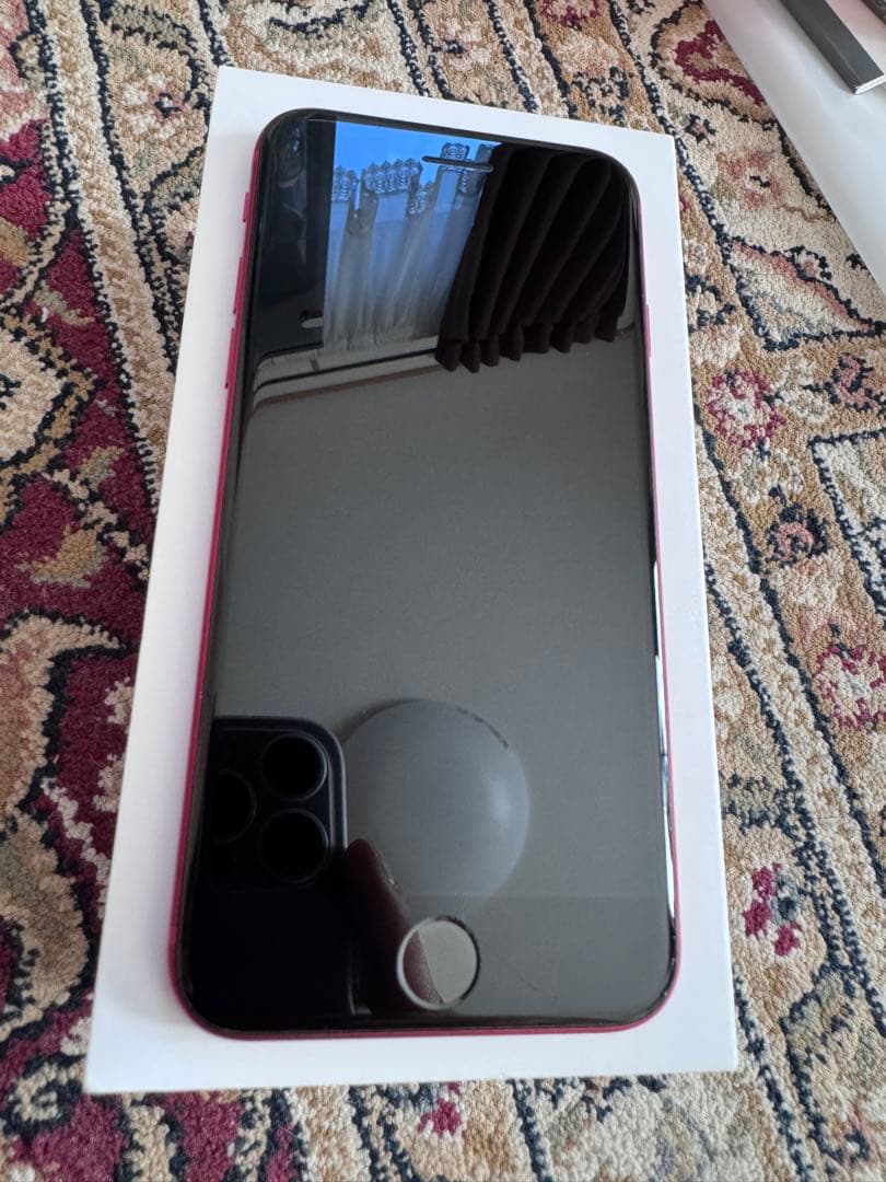 【美品】★　iPhone8　256 GB レッド 最大76%　★MRT02J/A