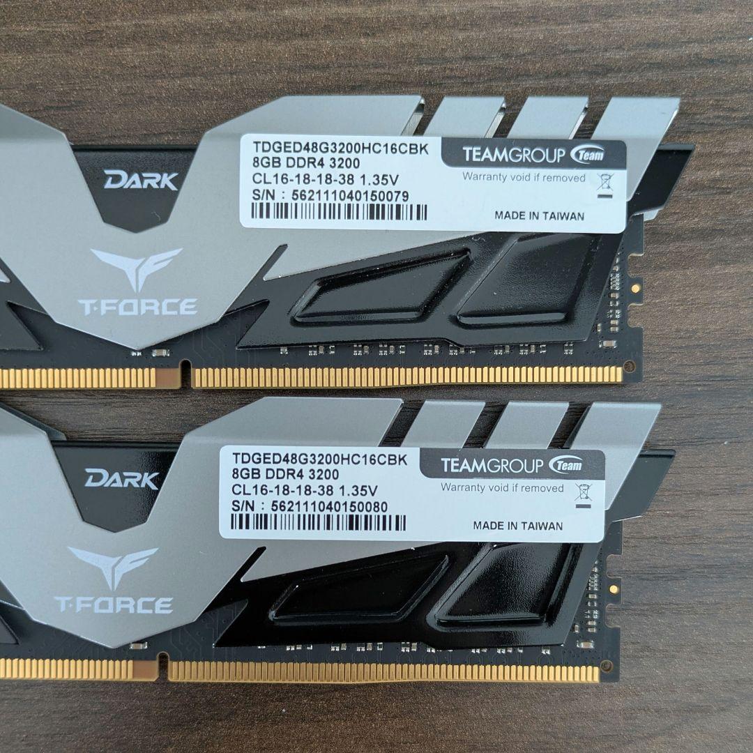 Team DDR4 3200Mhz 16GB (8GBx2枚)