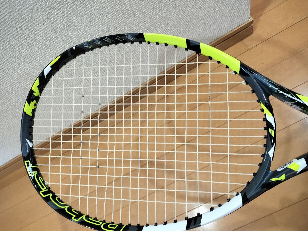 Babolat Pure Aero　ピュアアエロ　テニスラケット