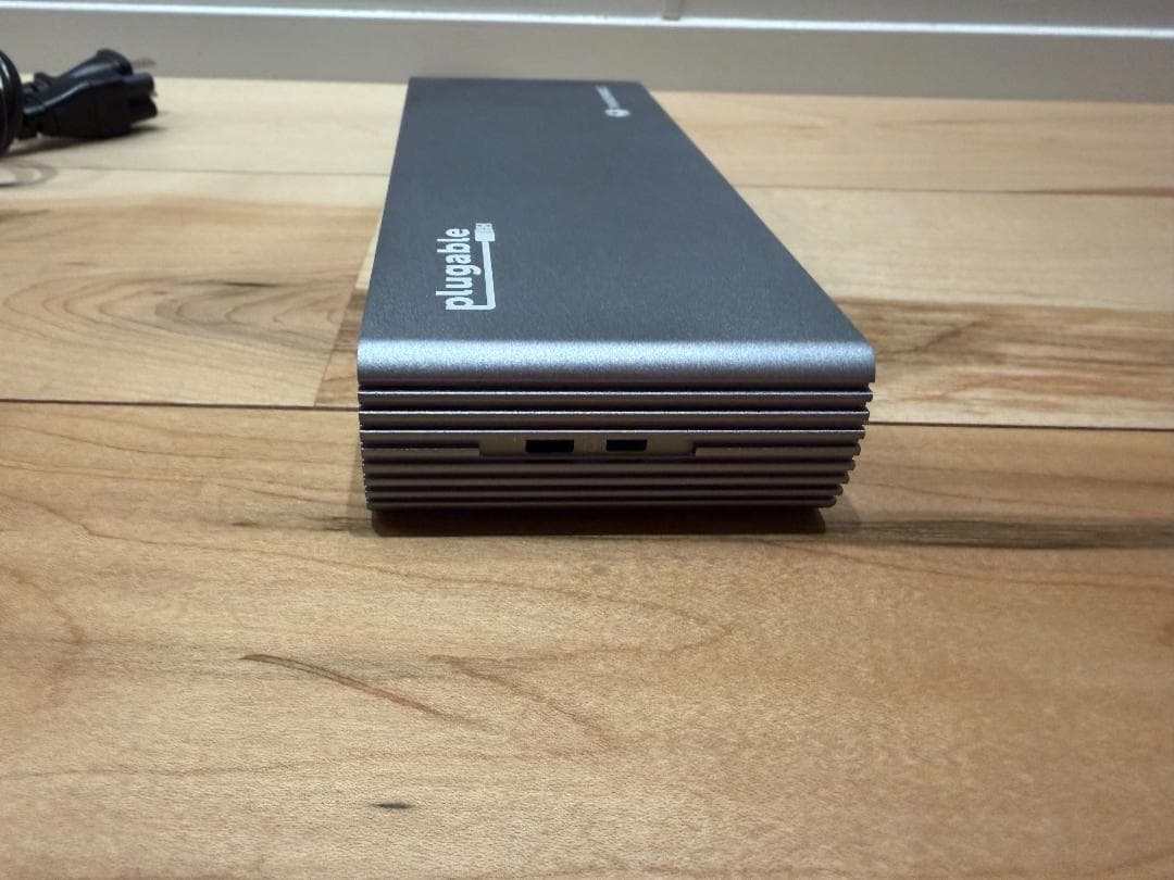 Plugable Thunderbolt 4 ドッキングステーション
