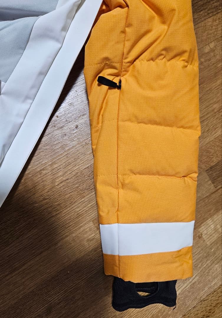 KJUS(チュース) ウイメンズ スキーウェア