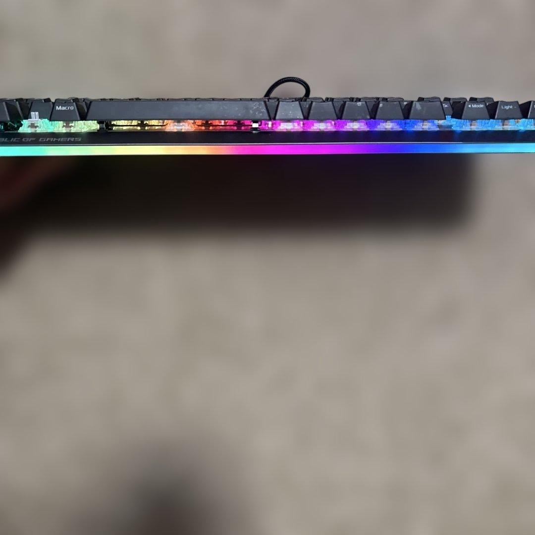 ASUS ROG STRIX SCOPE TKL 銀軸　ゲーミング