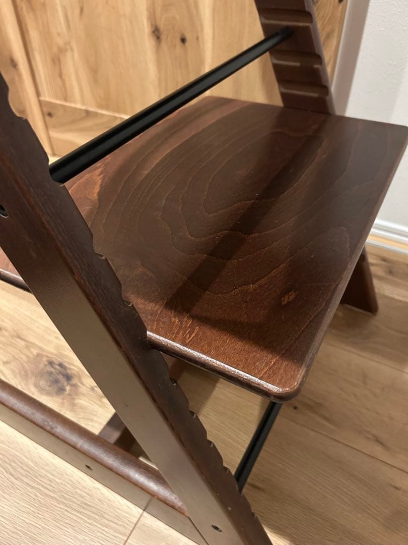 ストッケトリップトラップ　シルアル5 ウォールナットブラウン　延長グライダー付