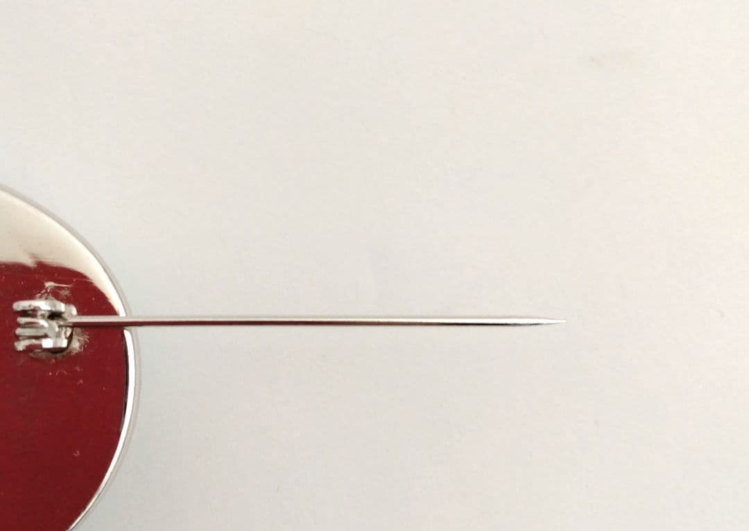 昭和レトロ　俊兼　としかね　有田焼　陶器製　花　小花　ブローチ　青　水色　レトロ