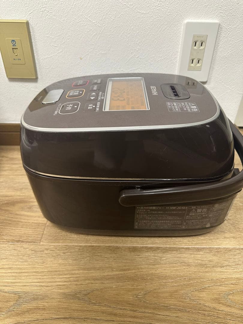 象印 極め炊き 圧力IH炊飯ジャーNW-JC10 2020年製