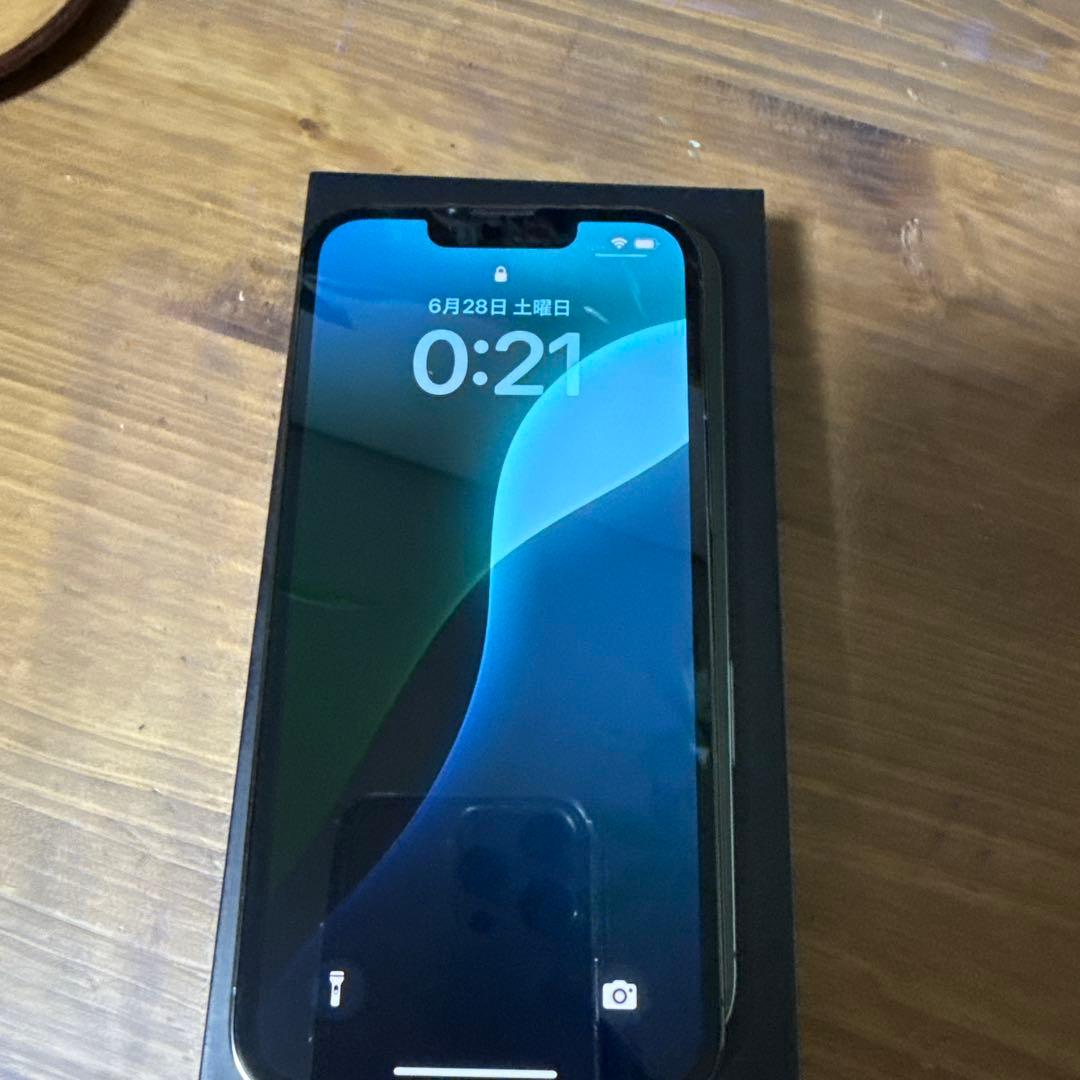 iPhone13pro 256GB バッテリー83%