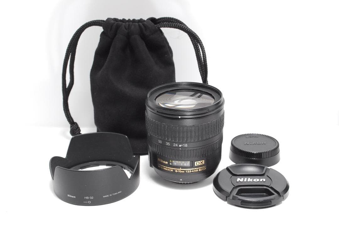 【安心のレンズフード付き】Nikon D5000　スマホ転送　動画・自撮りOK