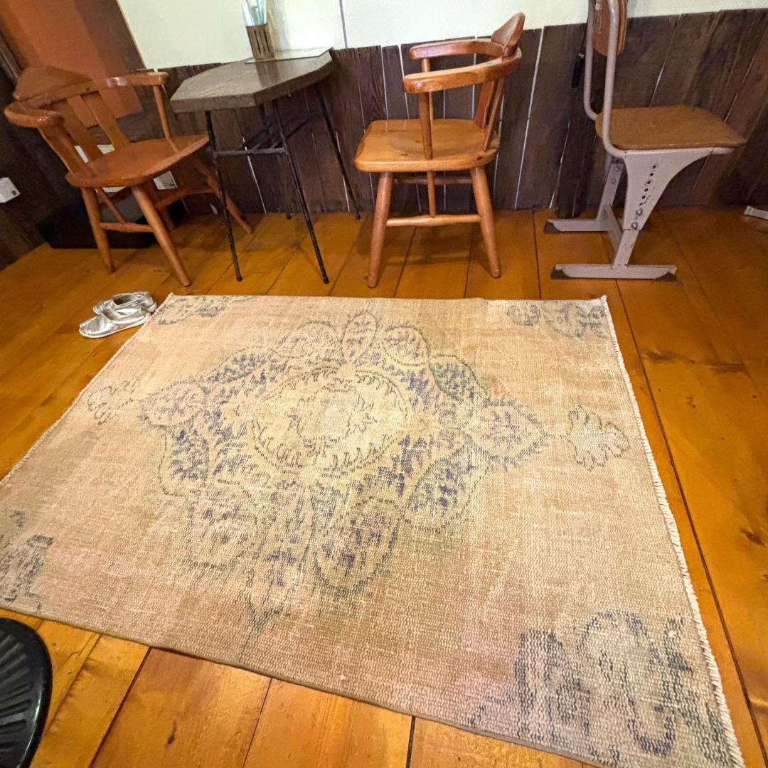 トルコ製ヴィンテージラグ150✖️104ナチュラルベージュラグ