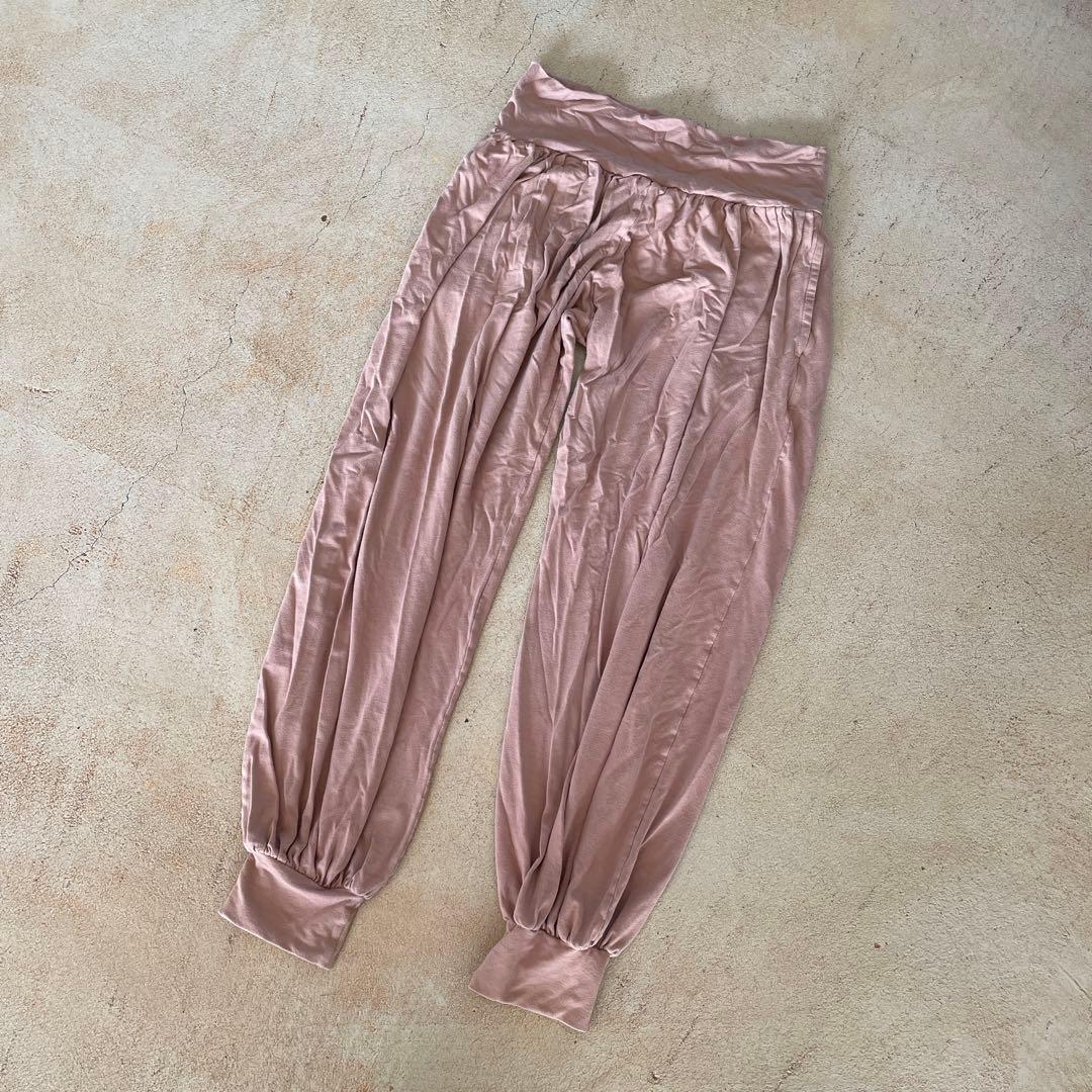 ヨガウェア　PADMA ピンク バルーンパンツ 竹布