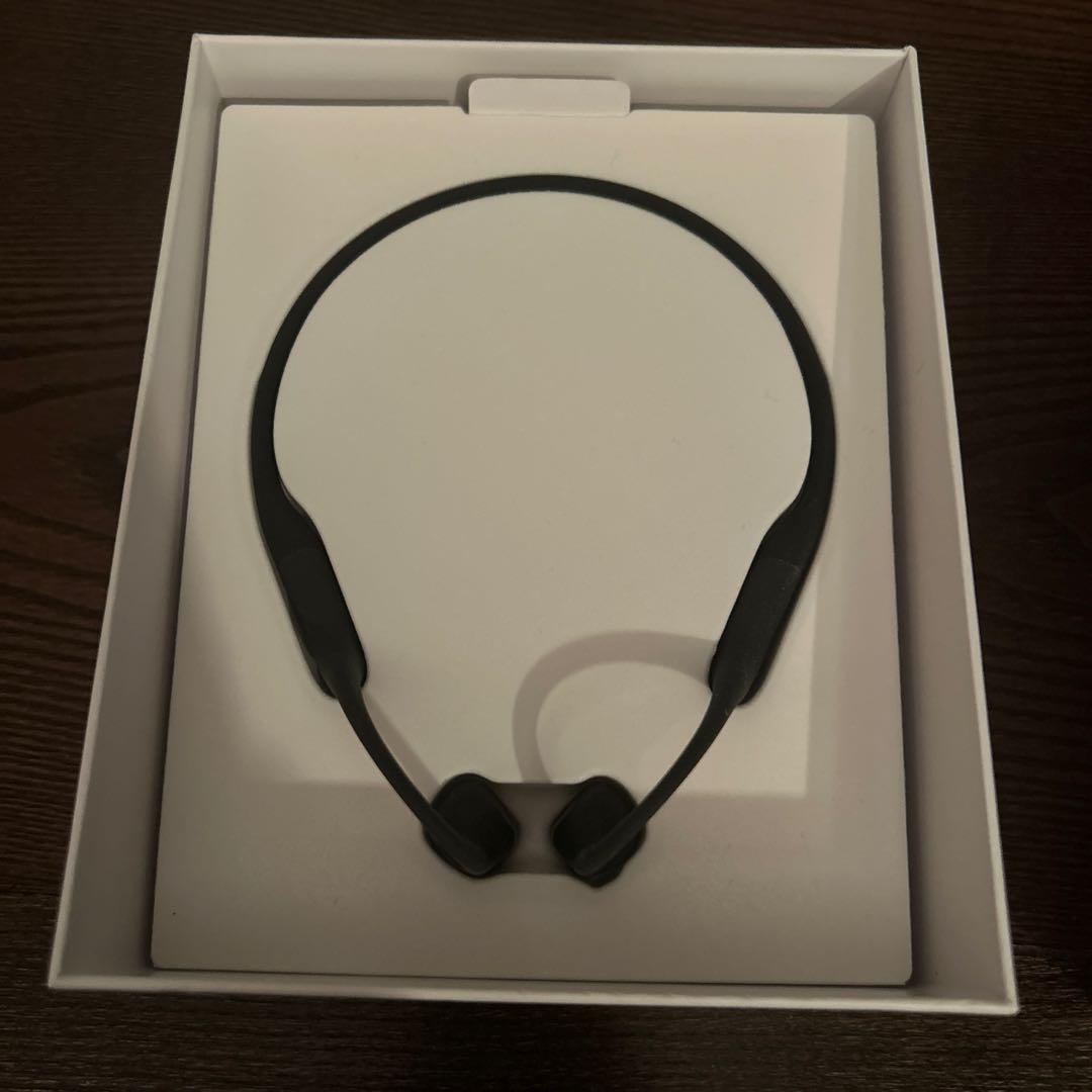 美品　Shokz OPENRUN 骨伝導イヤホン