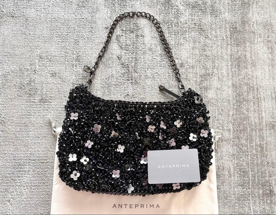 アンテプリマ　フィオリトゥーラ/ショルダー/エナメルブラック