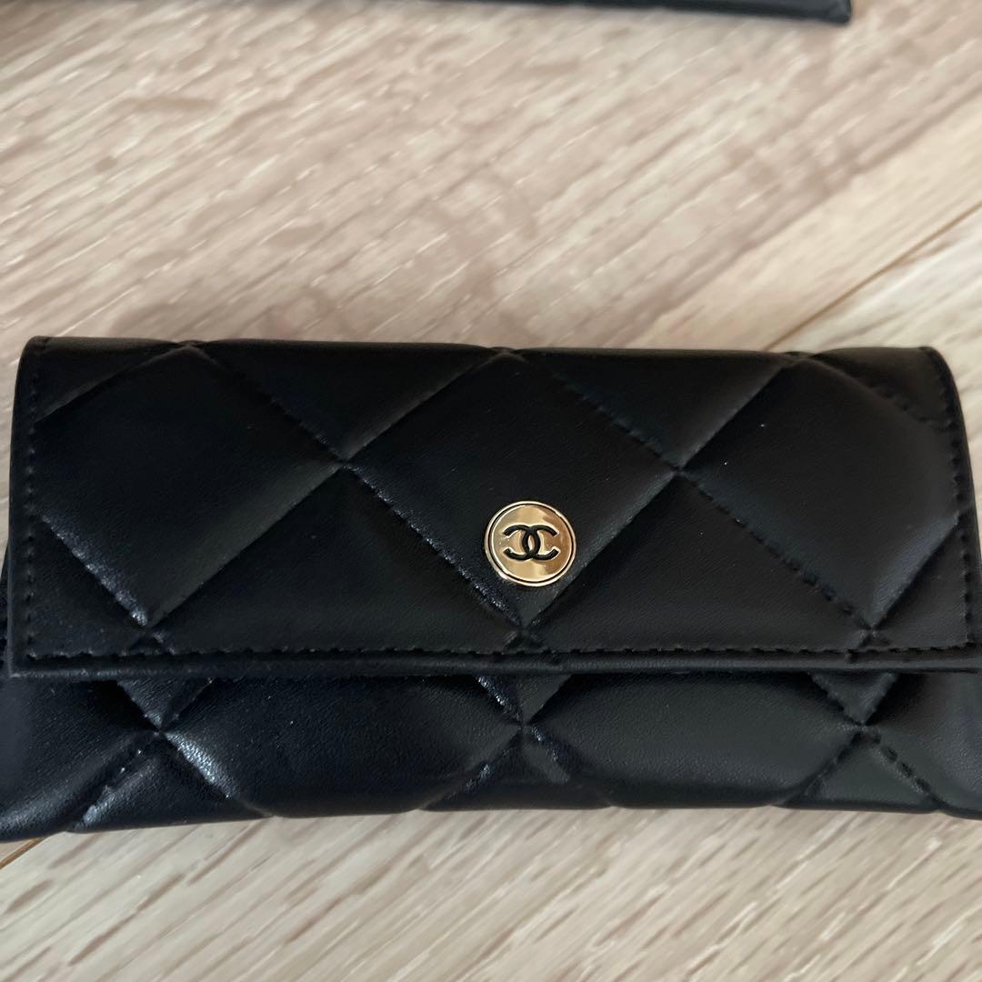 ご確約です。CHANELストラップ付きサングラス　ボルドー