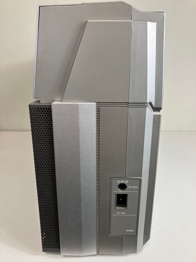 昭和レトロ　ラジオ　AIWA J88