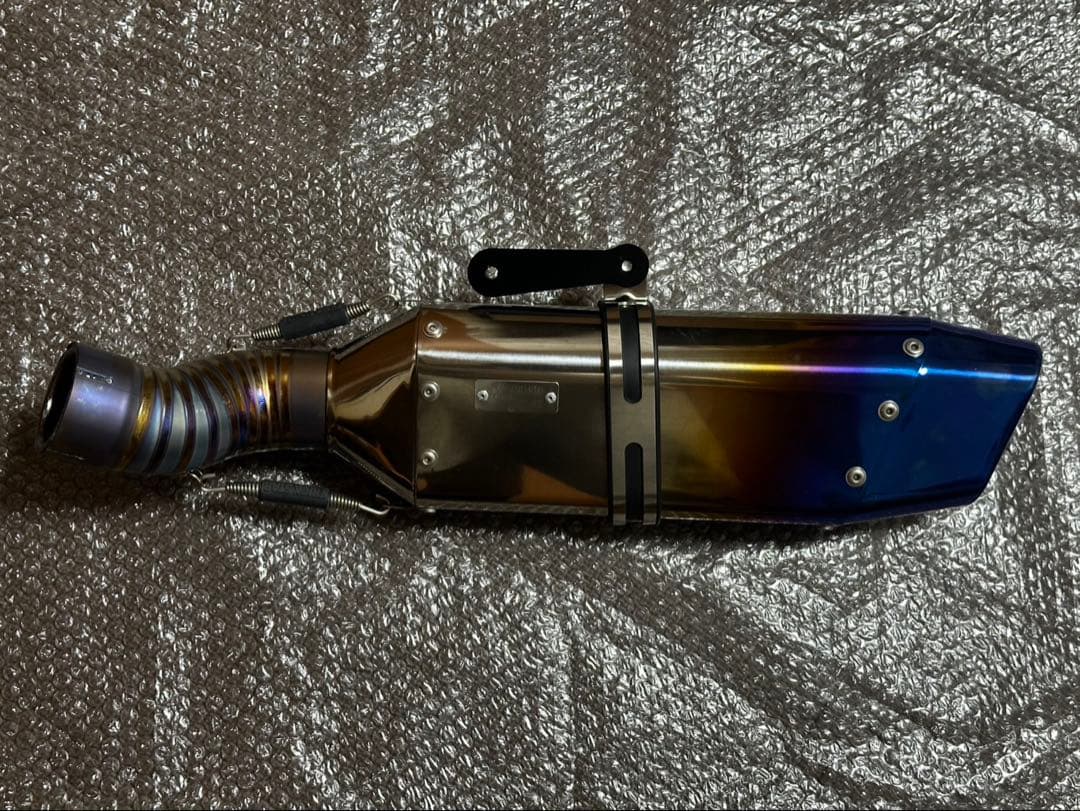 トリックスタースリップオンマフラー【Ninja ZX-10R/ZX-10RR】