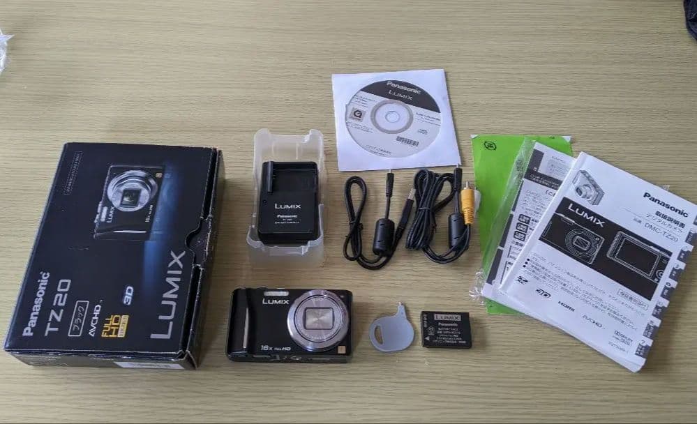 【値下げしました】Panasonic LUMIX TZ20 コンデジ