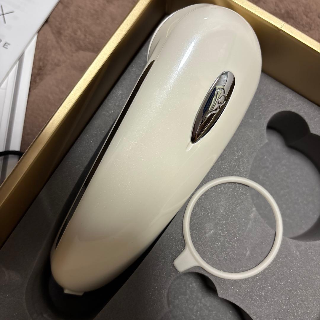 セルキュア4T PLUS 美顔器　正規品