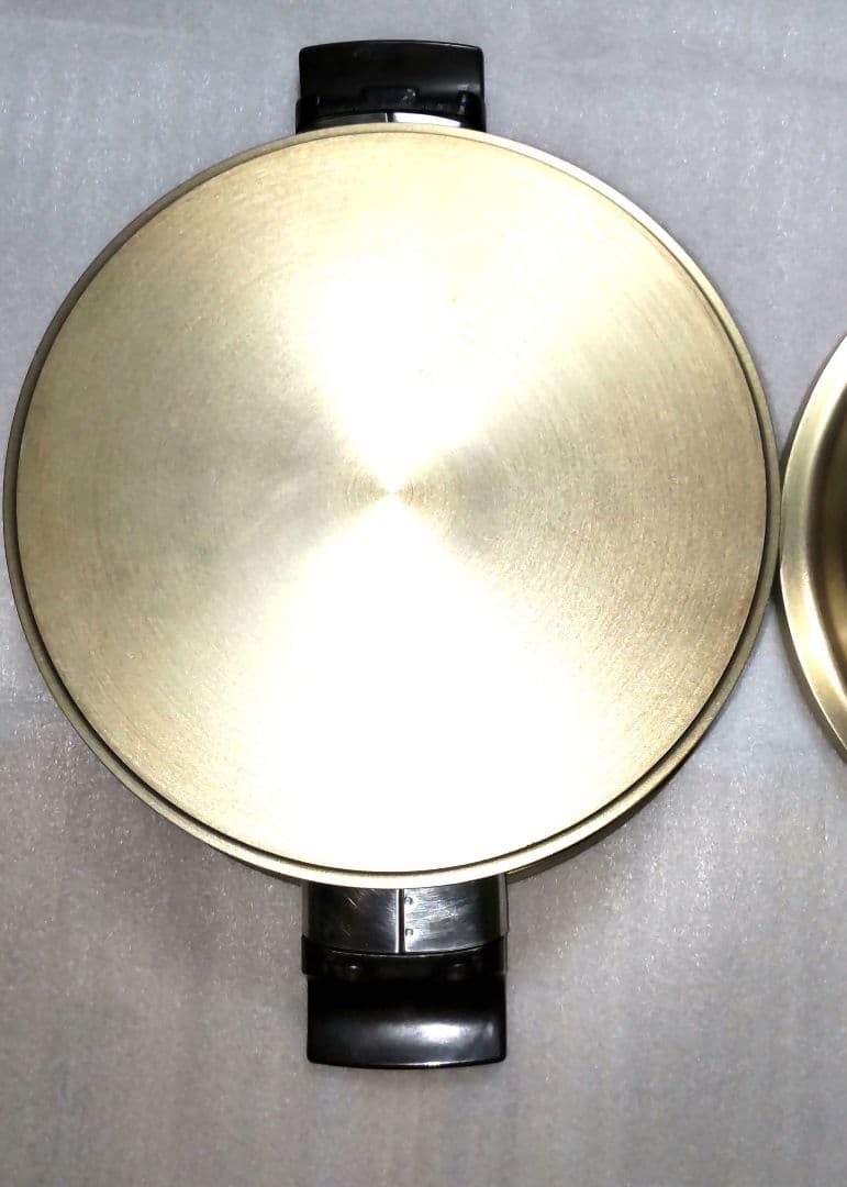 しばのキッチン両手鍋　最高級ゴールドシリーズ