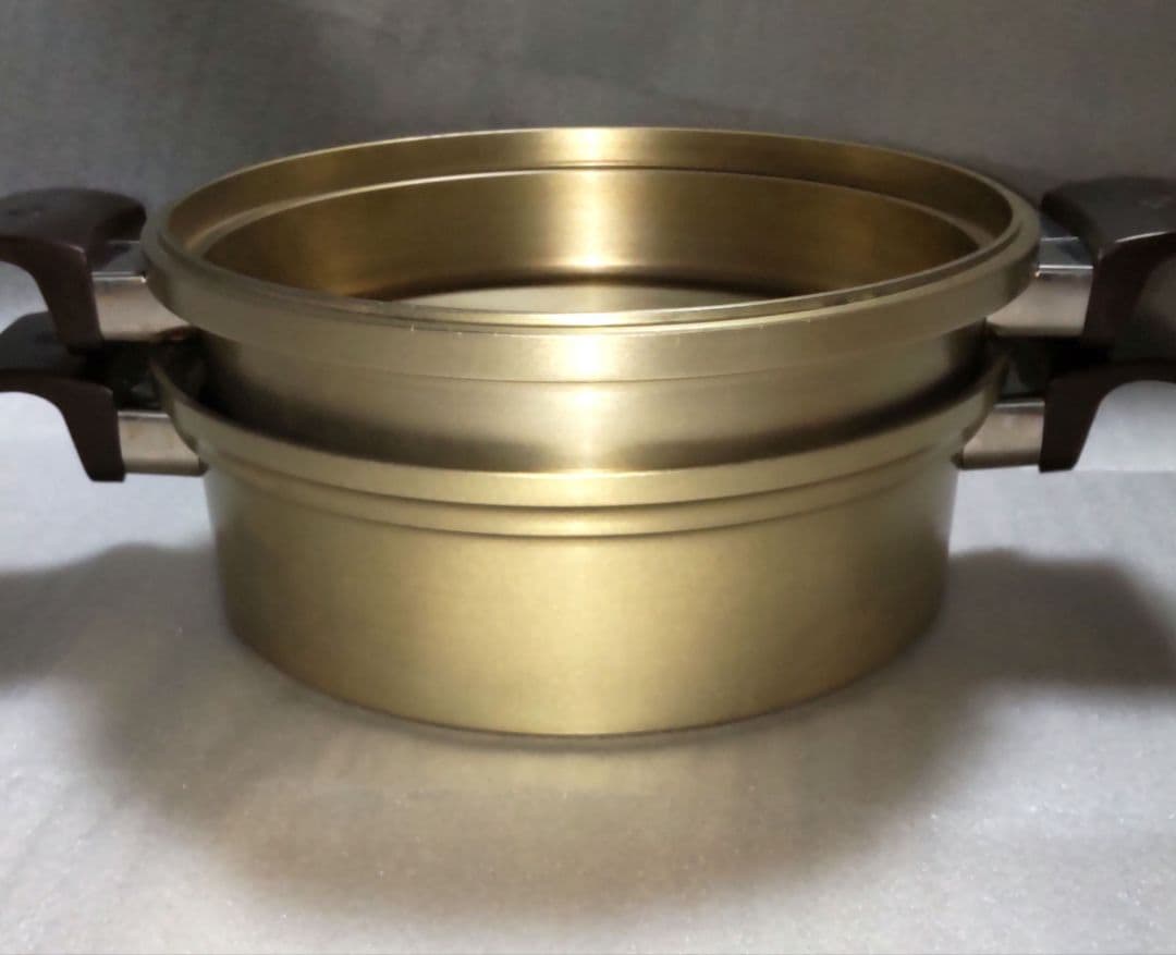 しばのキッチン両手鍋　最高級ゴールドシリーズ