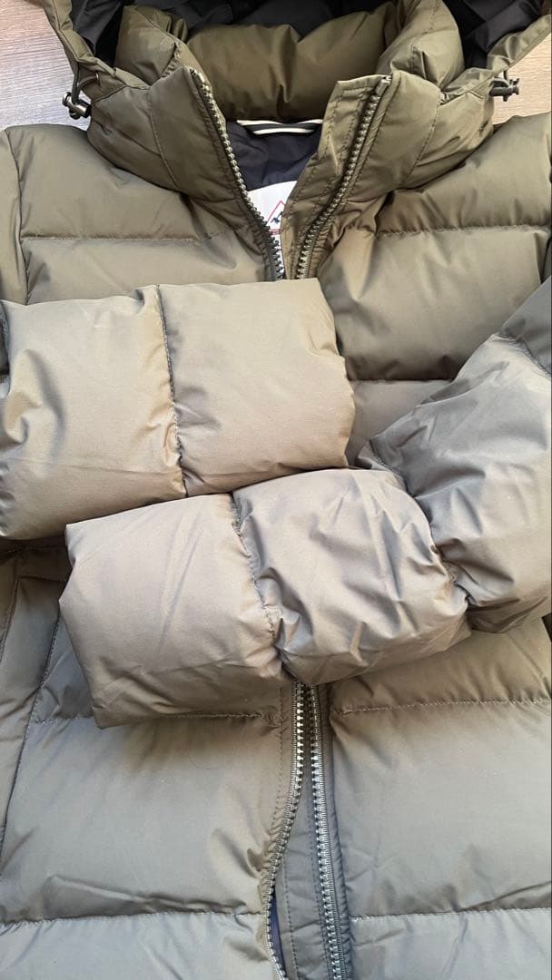 PYRENEX SPOUTNIC MINI カーキSダウンジャケット