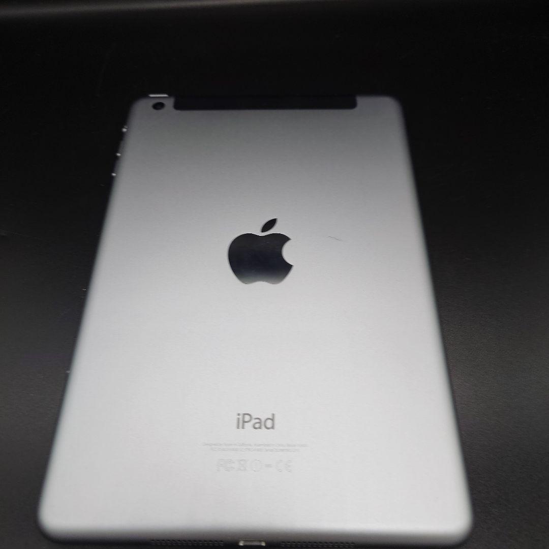 Cellularモデル　Apple iPad mini3 16GB シルバー