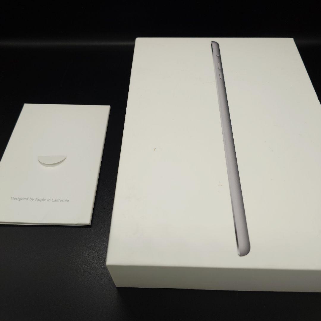 Cellularモデル　Apple iPad mini3 16GB シルバー