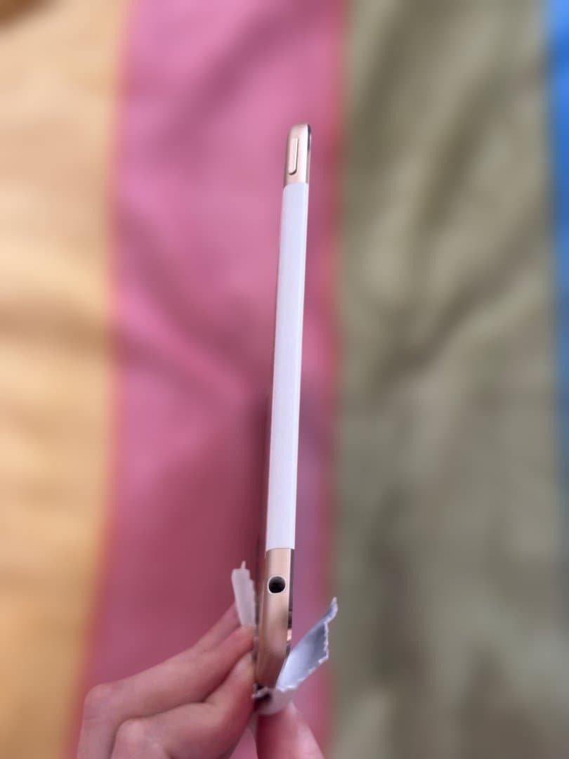 iPad mini4ゴールド 32GB Wi-Fi + Cellular モデル