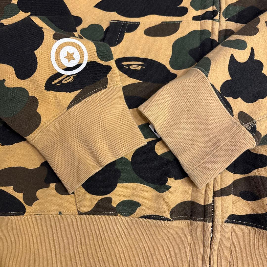 ジャケット・アウター A BATHING APE SHARK FULL ZIP HOODIE