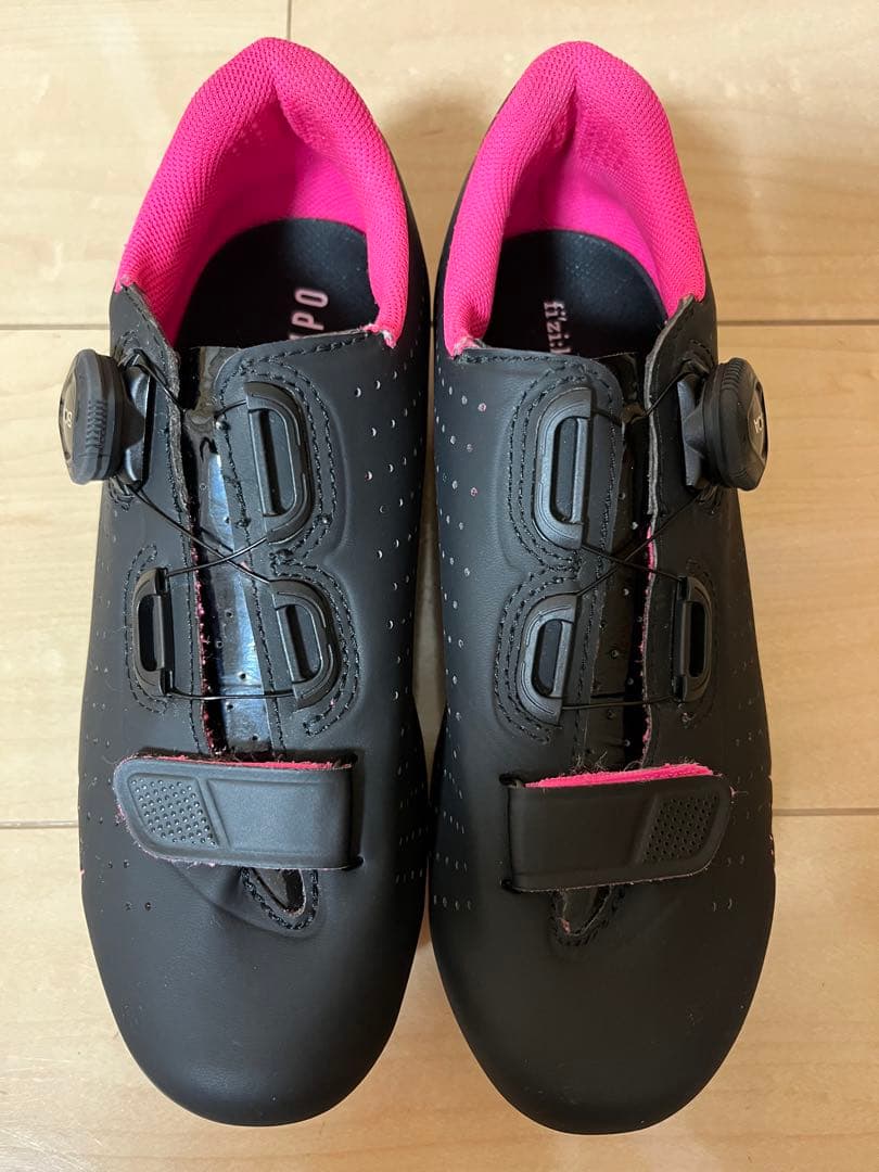 fizik フィジーク テンポ ブラックピンク サイクル シューズ 23cm 箱