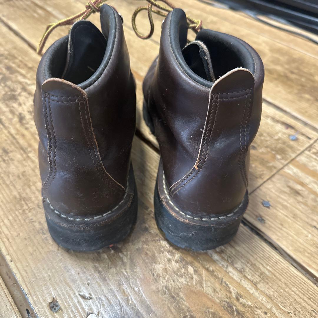 ダナー　ブーツ　マウンテンライト