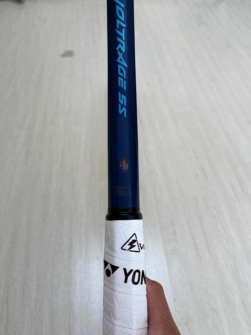 【ほぼ新品】YONEX ボルトレイジ5S UL1