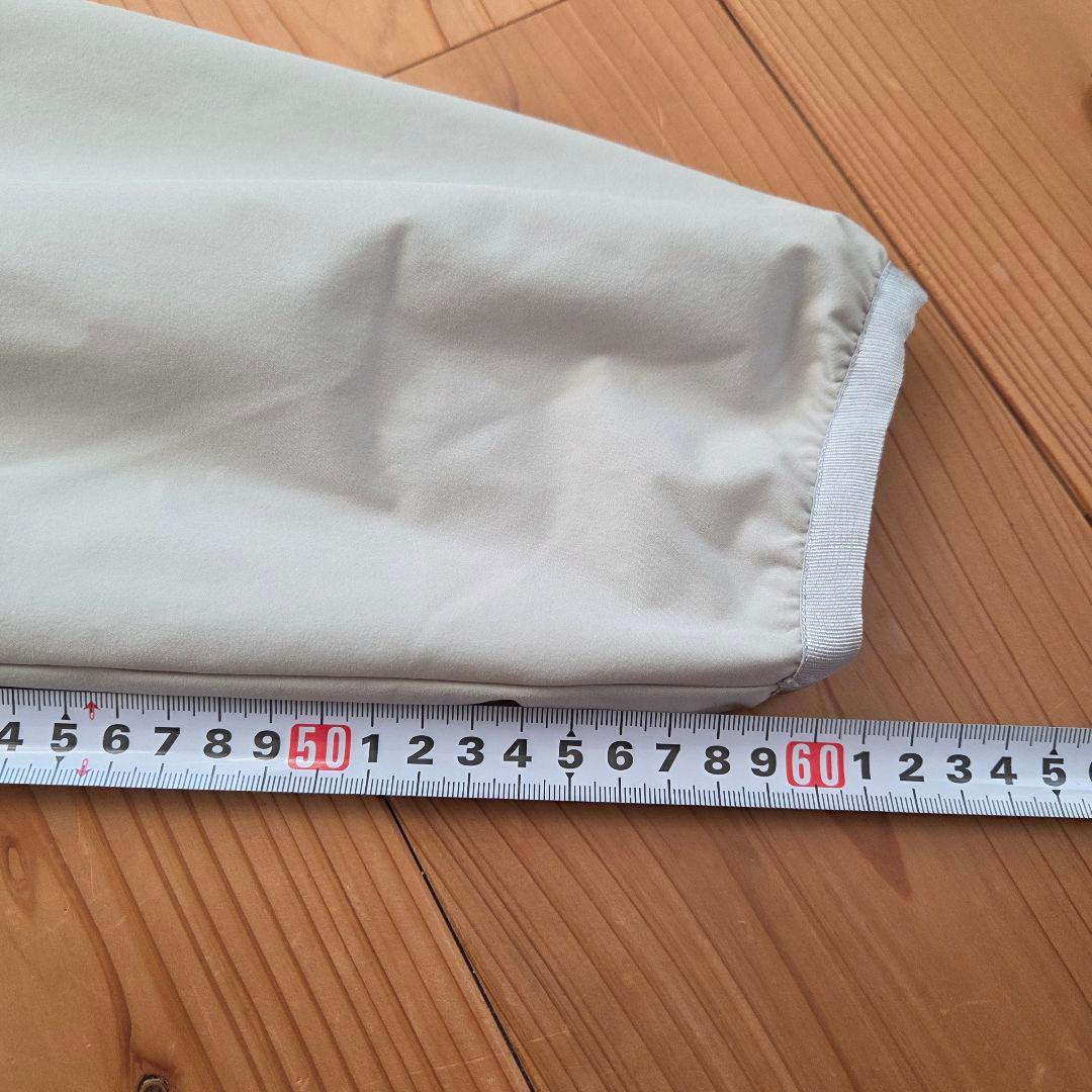 3. BEAMS GOLF ノーカラーブルゾン