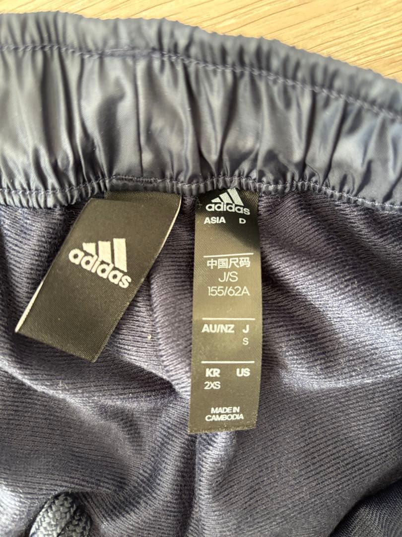 adidas ウィンドブレーカー上下セット 黒/赤