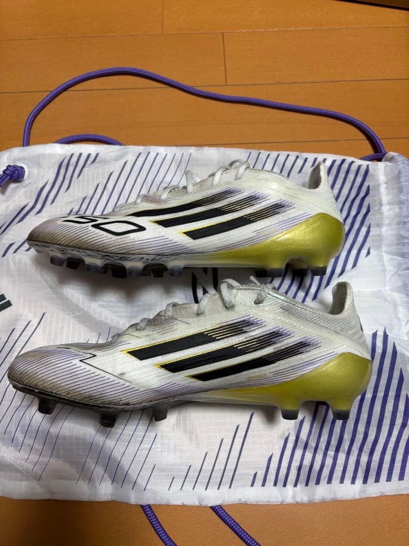 最終価格！！F50 エリート AG