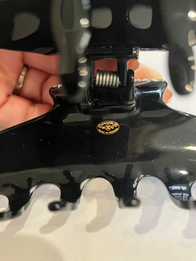 CHANEL シャネルブラック ヘアクリップ スワロフスキー