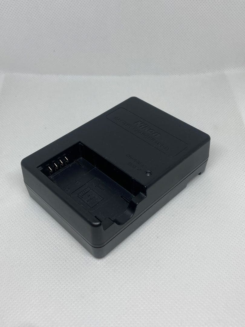 ☆お盆値下げ【美品/人気カラー】NIKON 1 J5 ダブルレンズキット