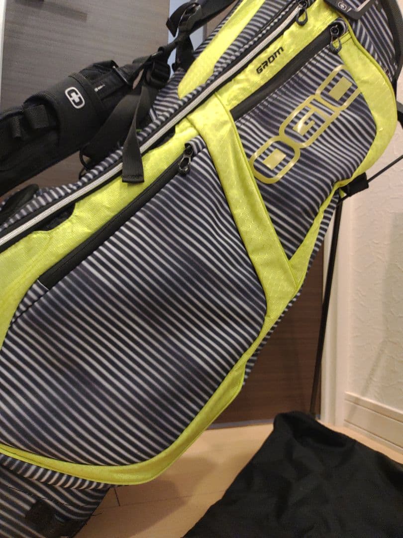 OGIO オジオ　GROM スタンドキャディバッグ　14分割