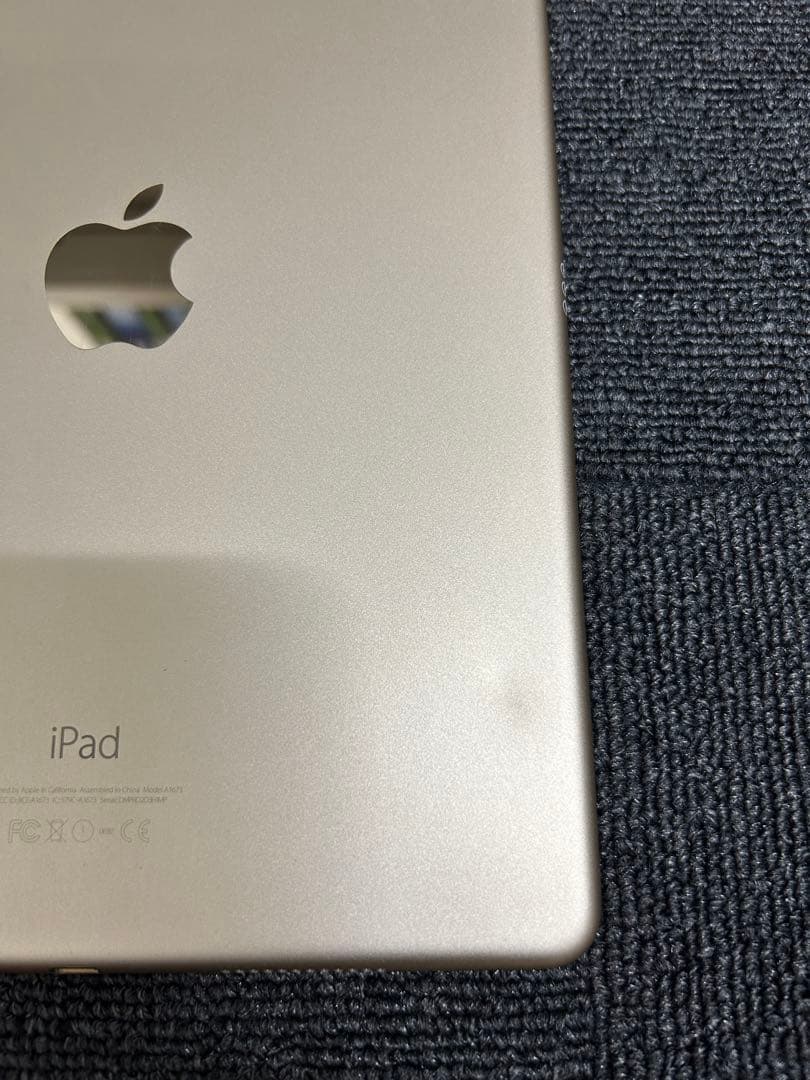 Apple iPad Pro（9.7インチ） A1673