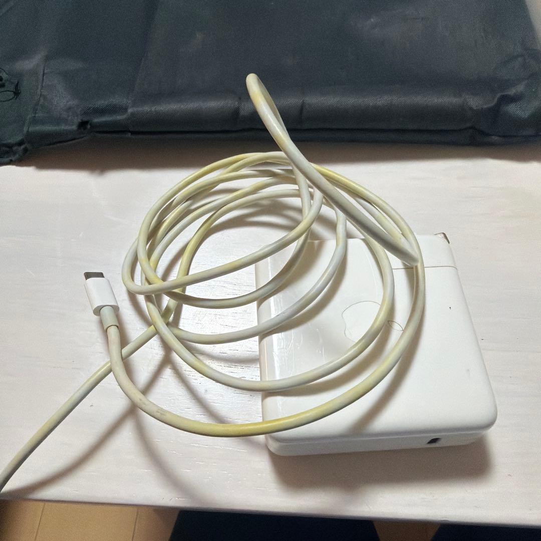 Apple MacBook Pro 15インチ スペースグレー