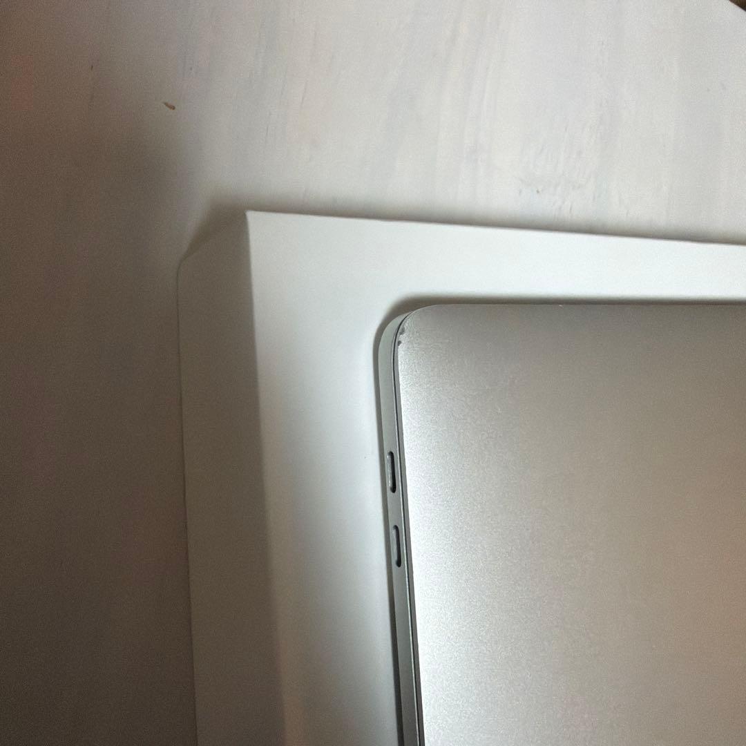 Apple MacBook Pro 15インチ スペースグレー