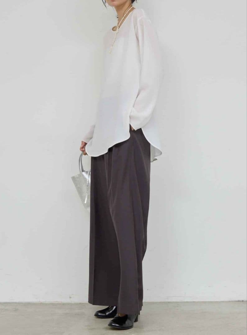 【万能インナー】ラウンドブラウスTee