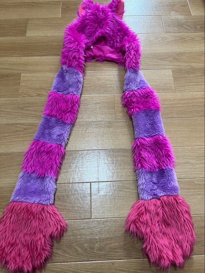 ディズニー★チェシャ猫フード付きマフラー ファンキャップ 不思議の国のアリス