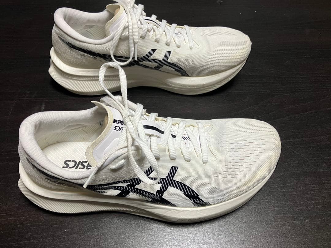 アシックス　マジックスピード4 28.0cm 2E