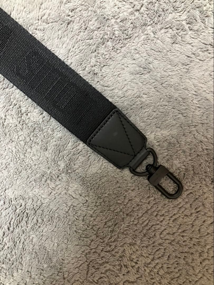 ルイヴィトン】 テイクオフメッセンジャー（本日限定価格