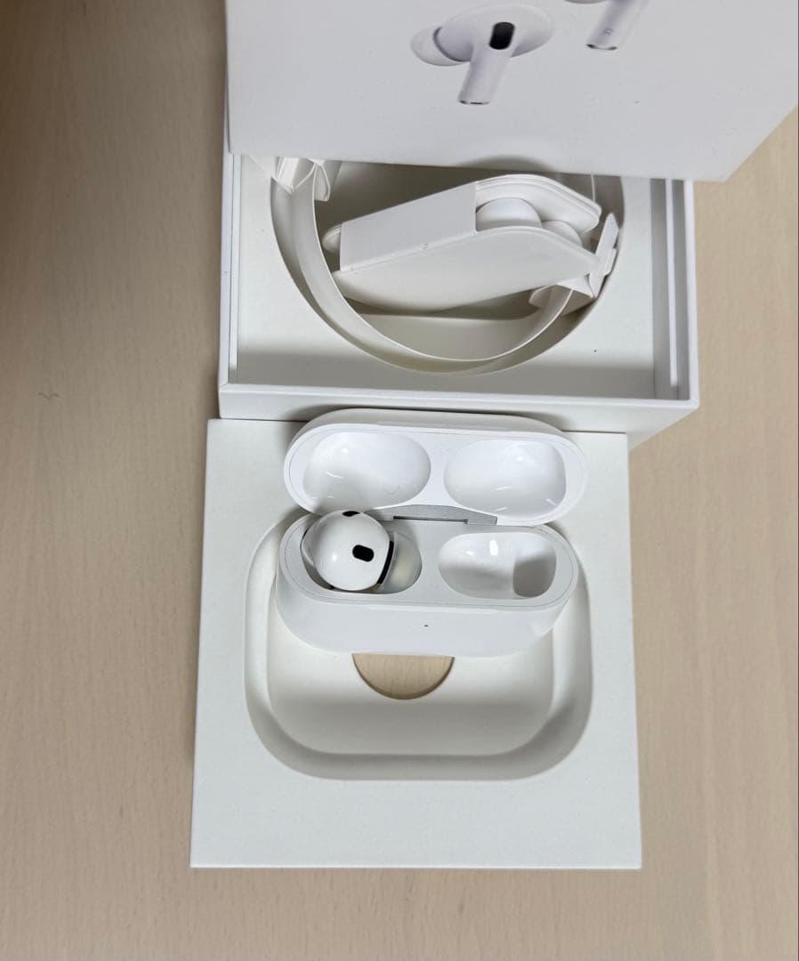 Airpods Pro 第2世代USB-C　左耳＆ケースのみ